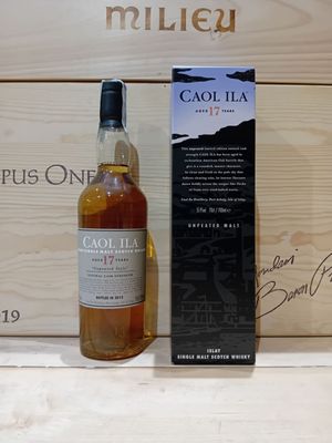 Single Malt Scotch Whisky Caol ila 17 Y.O " unpeated " rilascio 2015