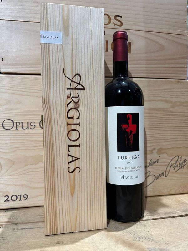Vino Argiolas " Turriga " 2020  Magnum 1.5 lt