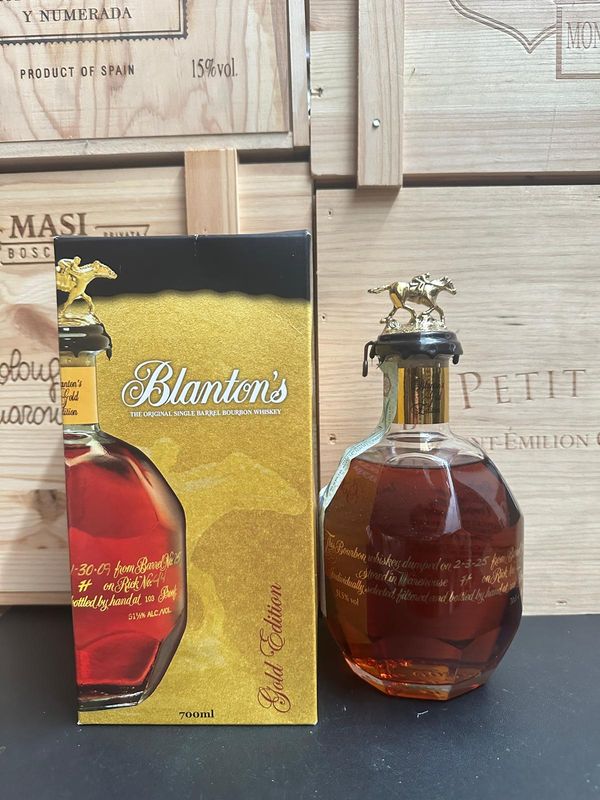 Bourbon whisky " Blanton's " Gold edition