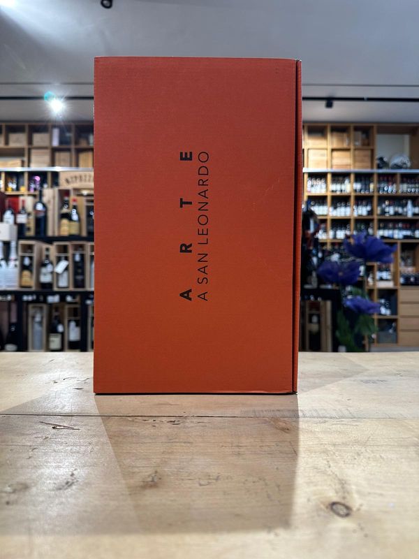 Vino San Leonardo  Art edition " Chiara Camoni " 2021 Guerrieri Gonzaga cofanetto con 2 bottiglie
