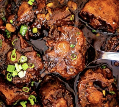 Oxtails