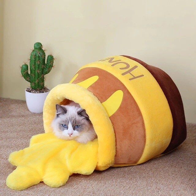 Honey Pot Cat Adorable Bed
