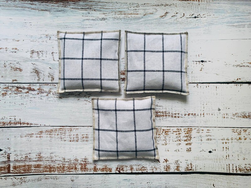 Lavender Sachets (Windowpane)