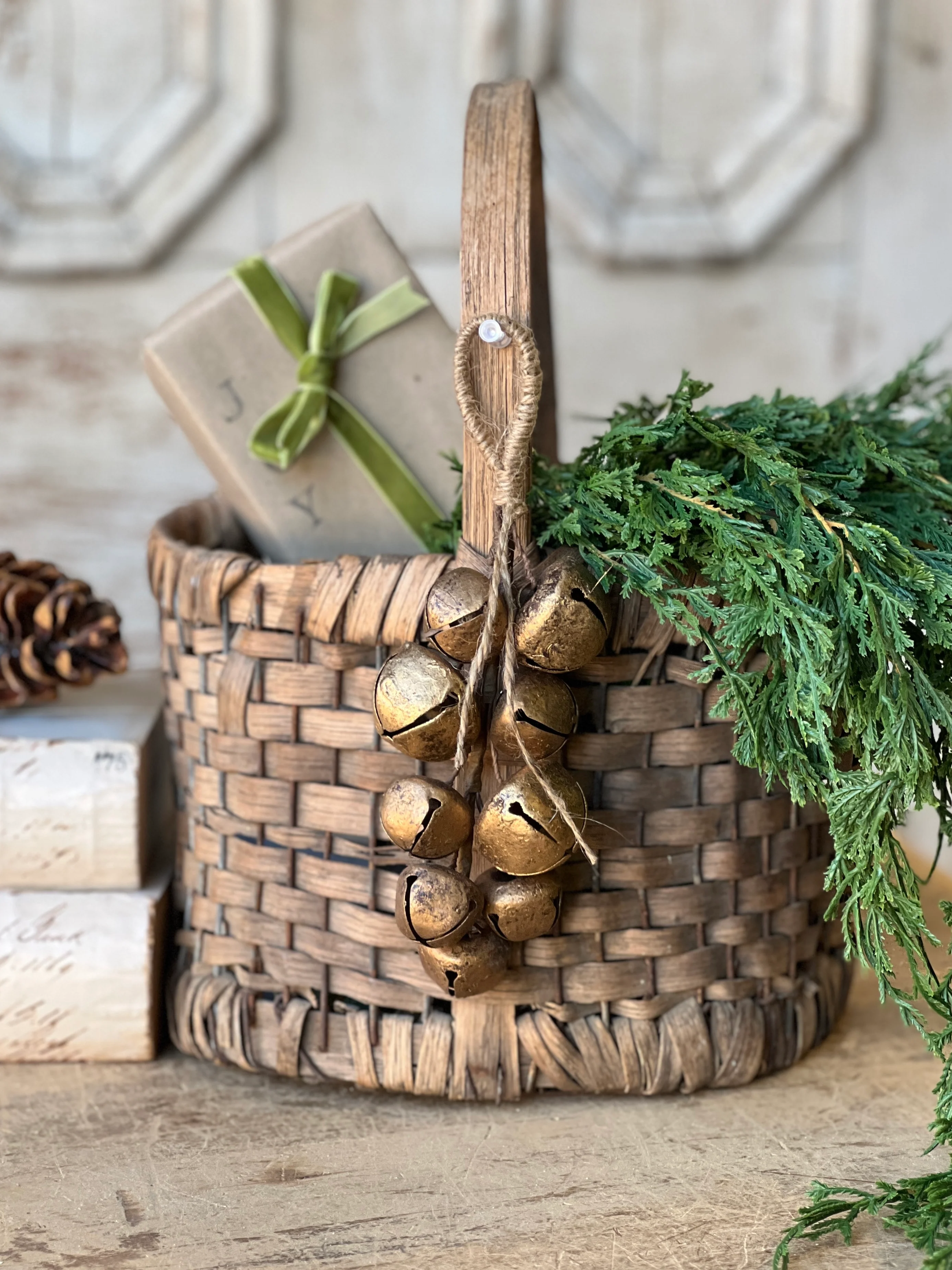 Distressed Gold Bell Drop