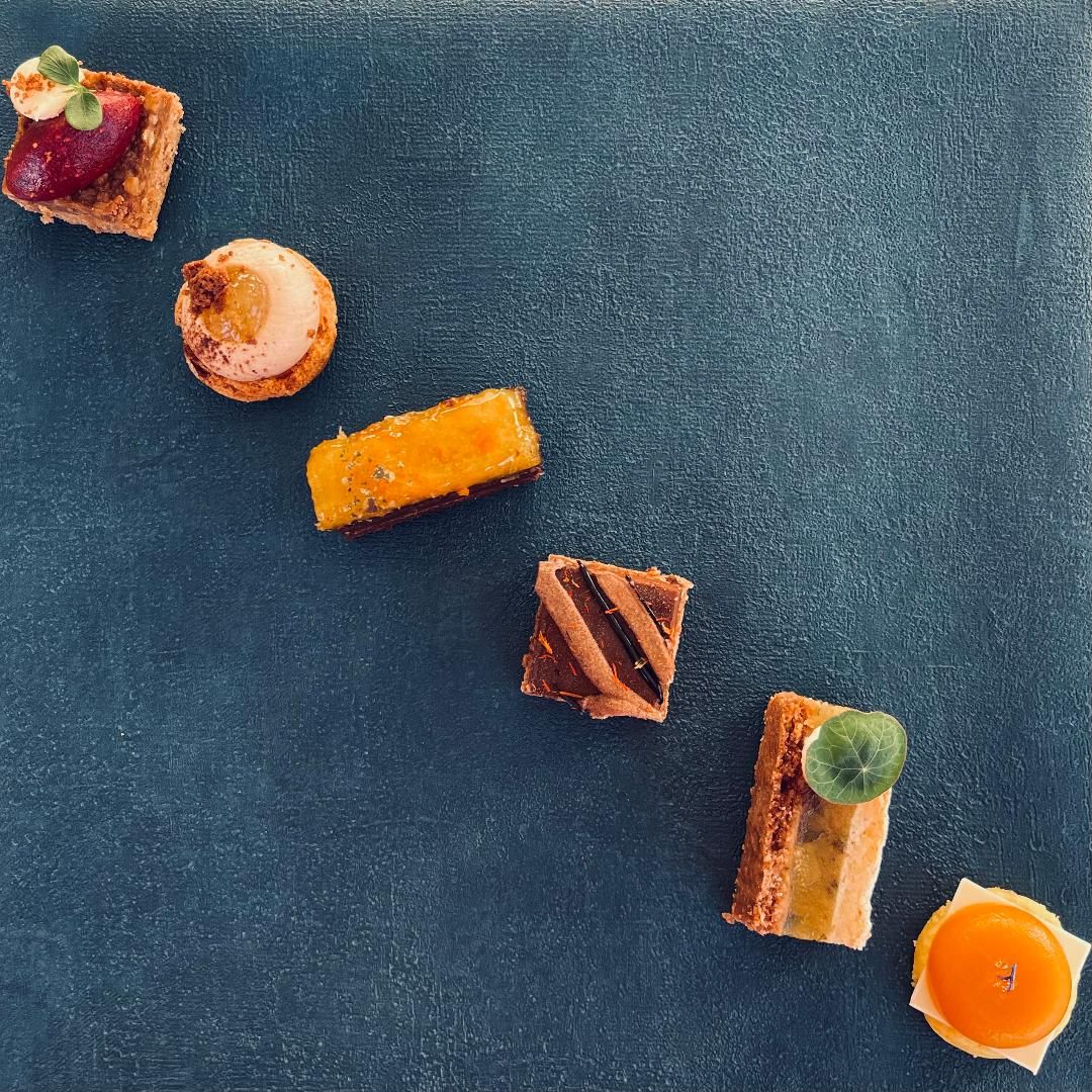 Plateau 24 mignardises