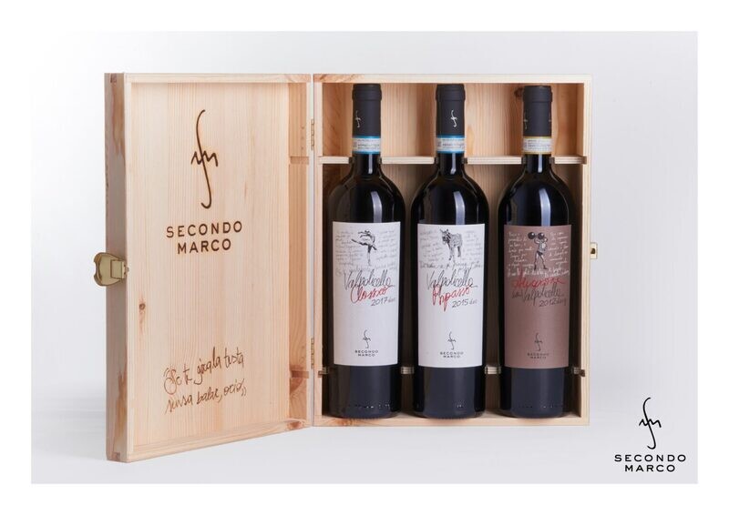 CASSETTA DI LEGNO SECONDO MARCO CONTENENTE 1BT VALPOLICELLA CLASSICO 2017 DOC, 1 BT VALPOLICELLA RIPASSO 2015DOC, AMARONE DELLA VALPOLICELLA 2012 DOCG CASSETTA DI LEGNO SECONDO MARCO CONTENENTE 1BT VALPOLICELLA CLASSICO 2017 DOC, 1 BT VALPOLICELLA RIPASSO 2015DOC, AMARONE DELLA VALPOLICELLA 2012 DOCG