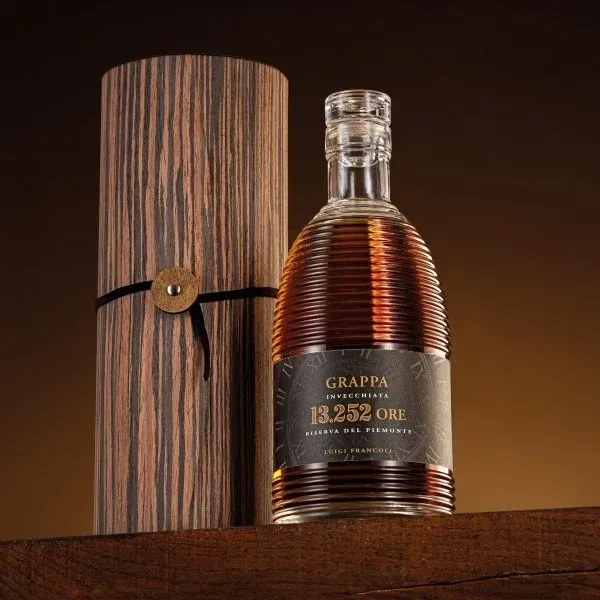 GRAPPA INVECCHIATA 13.252 ORE RISERVA DEL PIEMONTE FRANCOLI CL70 40% VOL. ASTUCCIATA
