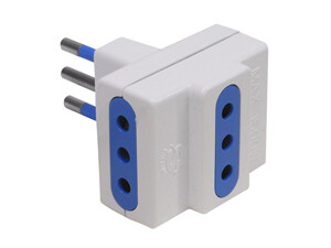 Adattatore triplo in blister 2P+T spina 10A/3 prese 10A