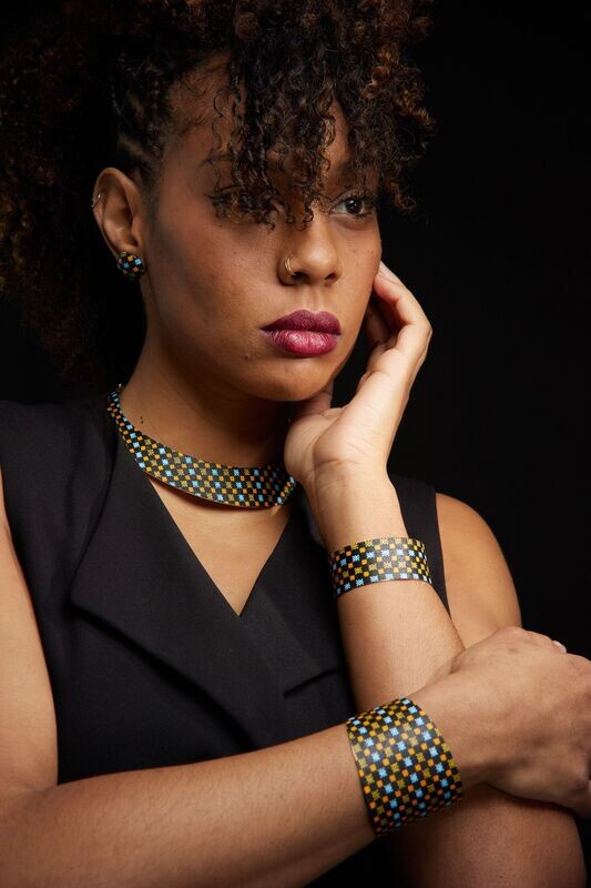 Manchette Thalya
Noir à motifs