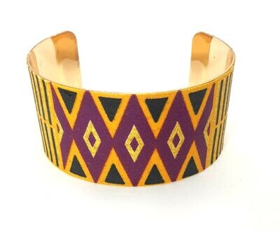 Manchette large Thalya
Jaune, violet, noir et doré