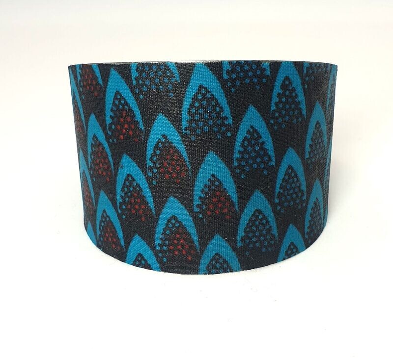 Manchette Délia
Turquoise, bordeaux et noir