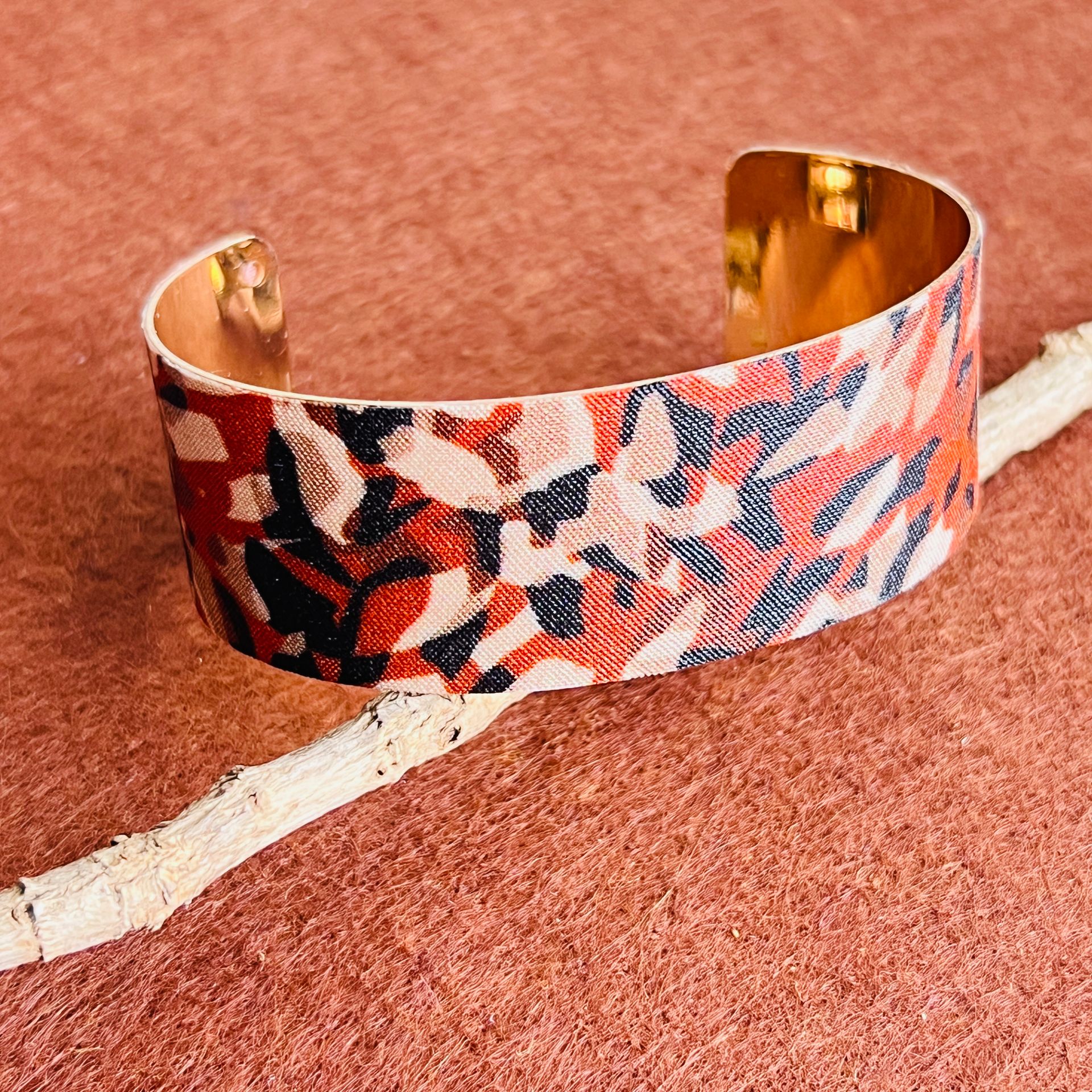 Manchette leopard turquoise ajustable au tour de poignet