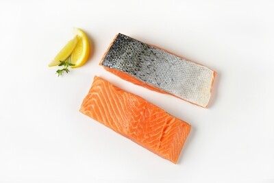Saumon norvégien avec peau Saumon norvégien avec peau