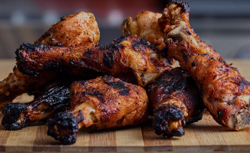 Pilon de poulet cuit bbq 