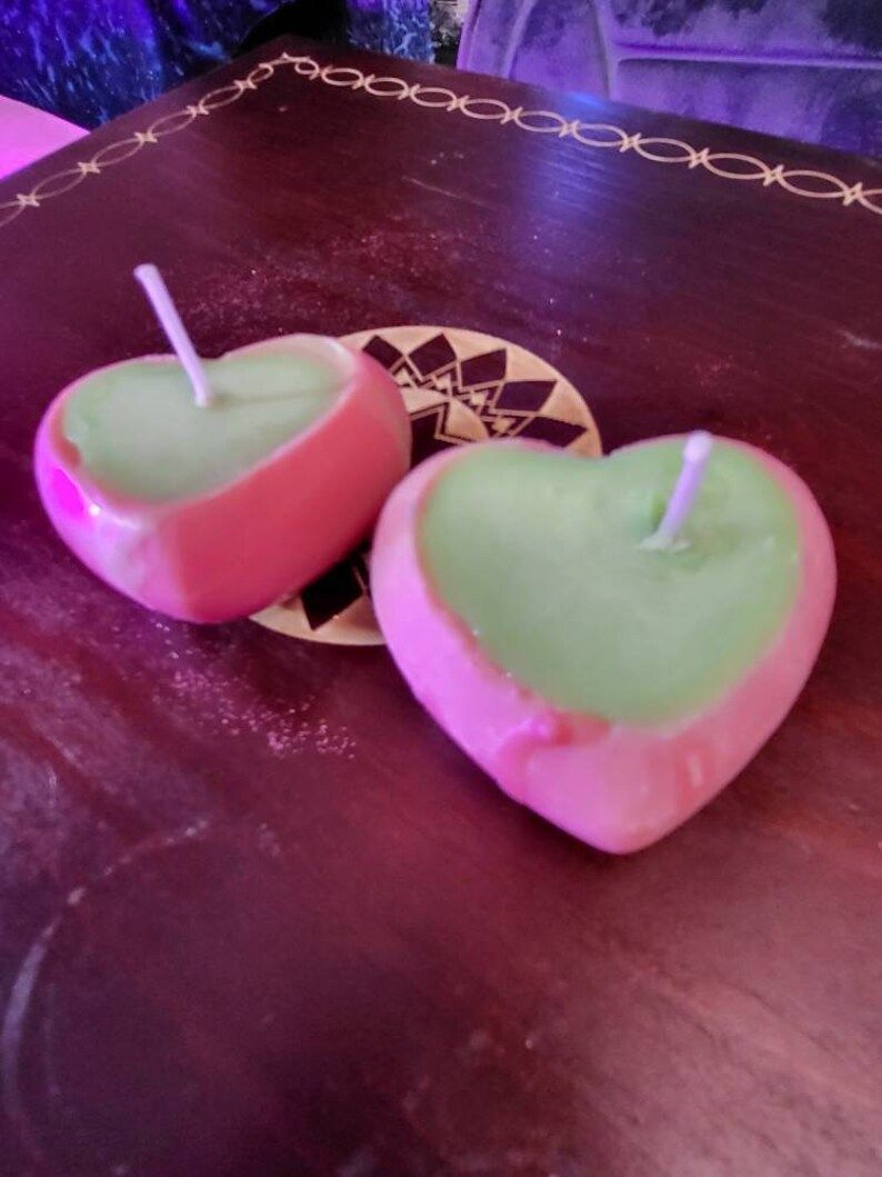 2 pk scented heart floating candles