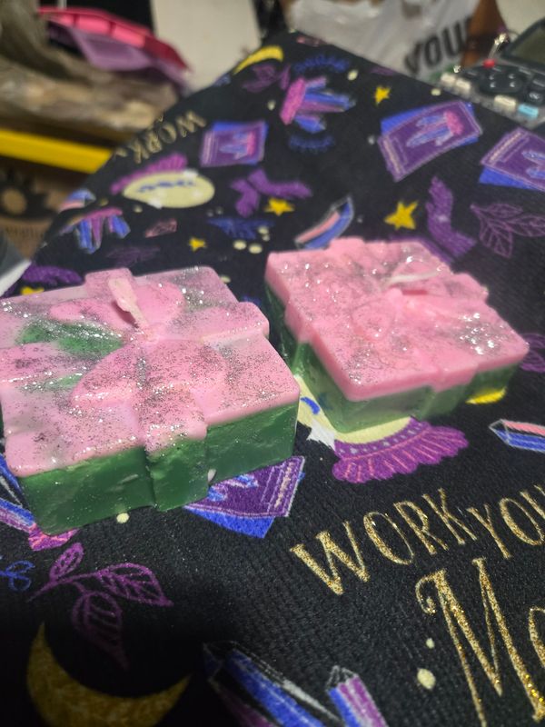 Surprise chocolate peppermint scented present candles
