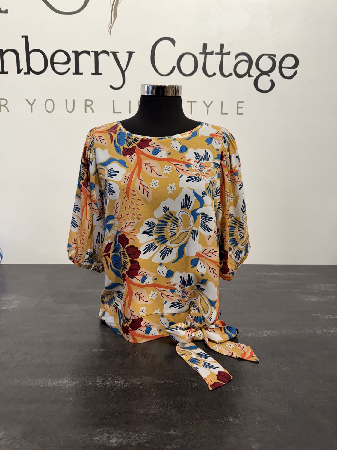 Dantelle Flowers Puff Sleeve Side Tie Top