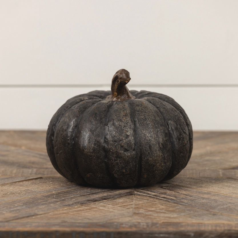 5.75&quot; Short Pumpkins, Colour: Black