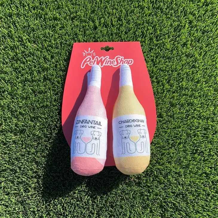 Chardognay + Zinfantail Anise Plush Series Dog Wine Chew Toy