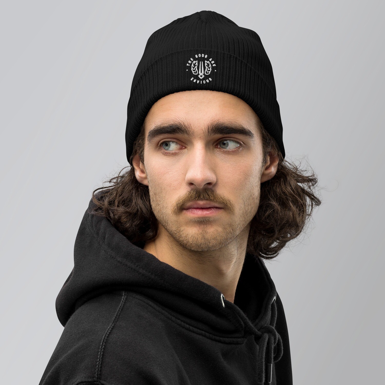 ENVIOUS Badge Organic ribbed beanie