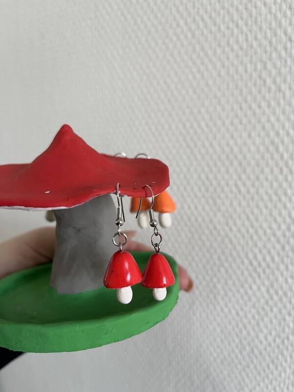 Boucles d&#39;oreilles champignons