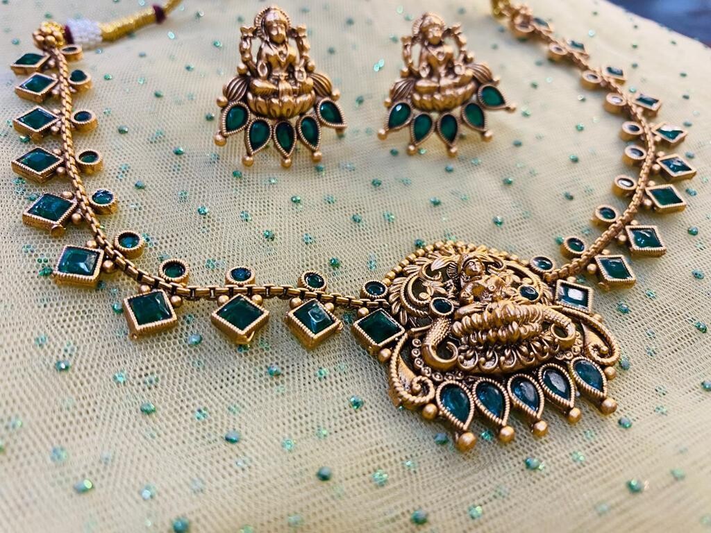 temple work necklace set(green)