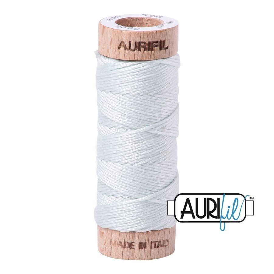 Aurifil  Aurifloss  Cotton Floss in der Farbe Mint Ice  No.  2800 | 16,4 m pro Spule