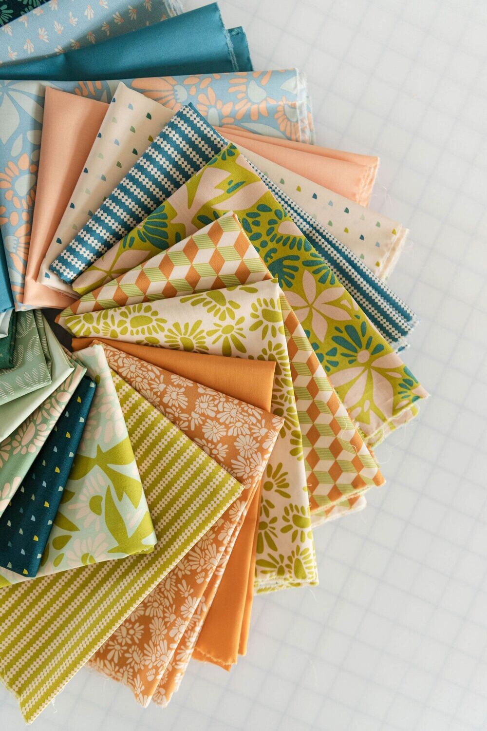 Suzy Quilts - Evolve | Bundle - Fat Quarter & Halbmeter