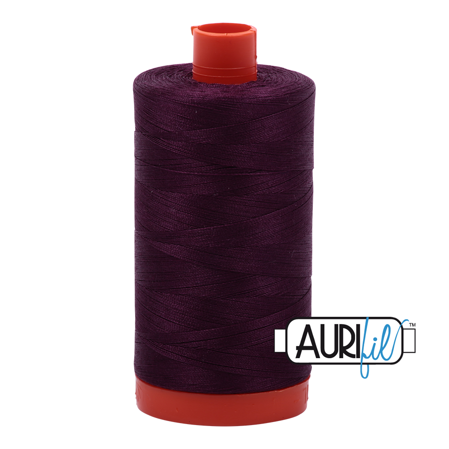 Aurifil Garn 50wt | No. 1240 -  Very Dark Eggplant | 1300 m