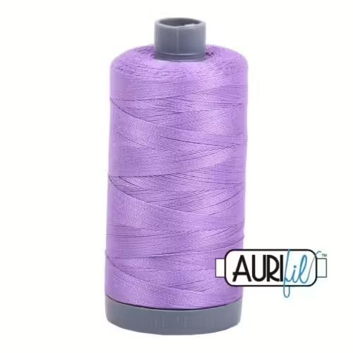 Aurifil Quiltgarn 28wt | Violet No. 2520 | 750m Aurifil Quiltgarn 28wt | Violet No. 2520 | 750m
