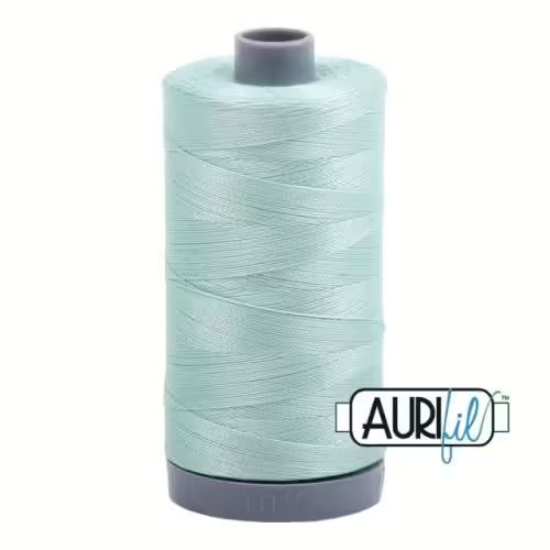 Aurifil Quiltgarn 28wt | Mint No. 2830 | 750m Aurifil Quiltgarn 28wt | Mint No. 2830 | 750m