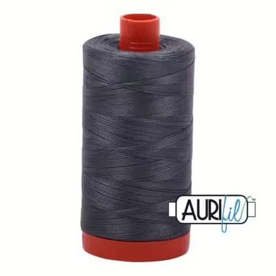 Aurifil Garn 50wt | Jedi No. 6736 | 1300 m Aurifil Garn 50wt | Jedi No. 6736 | 1300 m