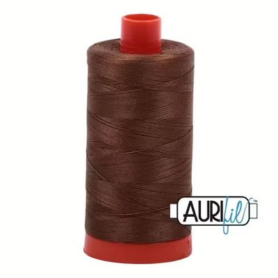 Aurifil Garn 50wt | Dark Antique Gold - No. 2372 | 1300 m Aurifil Garn 50wt | Dark Antique Gold - No. 2372 | 1300 m
