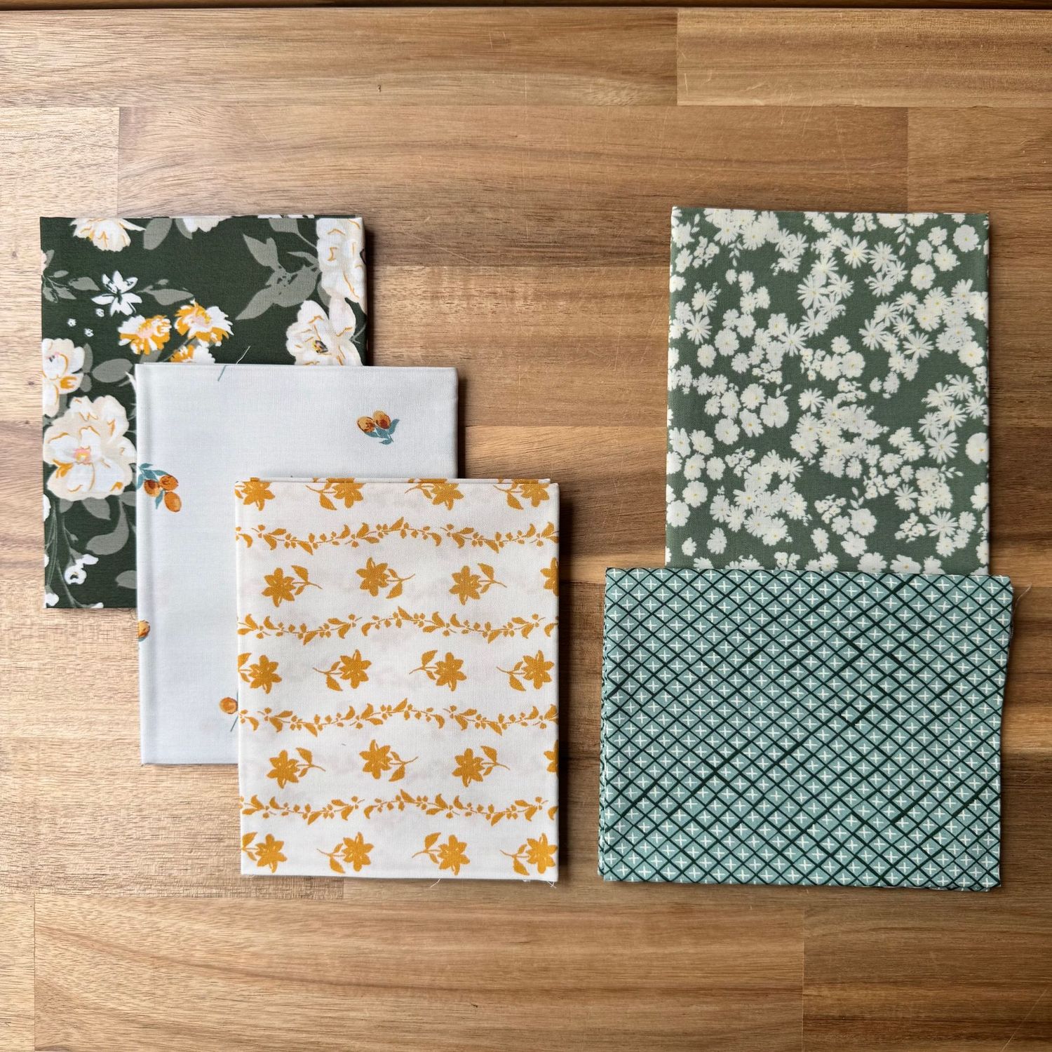 Stash Builder 206 | Fat Quarter Bundle