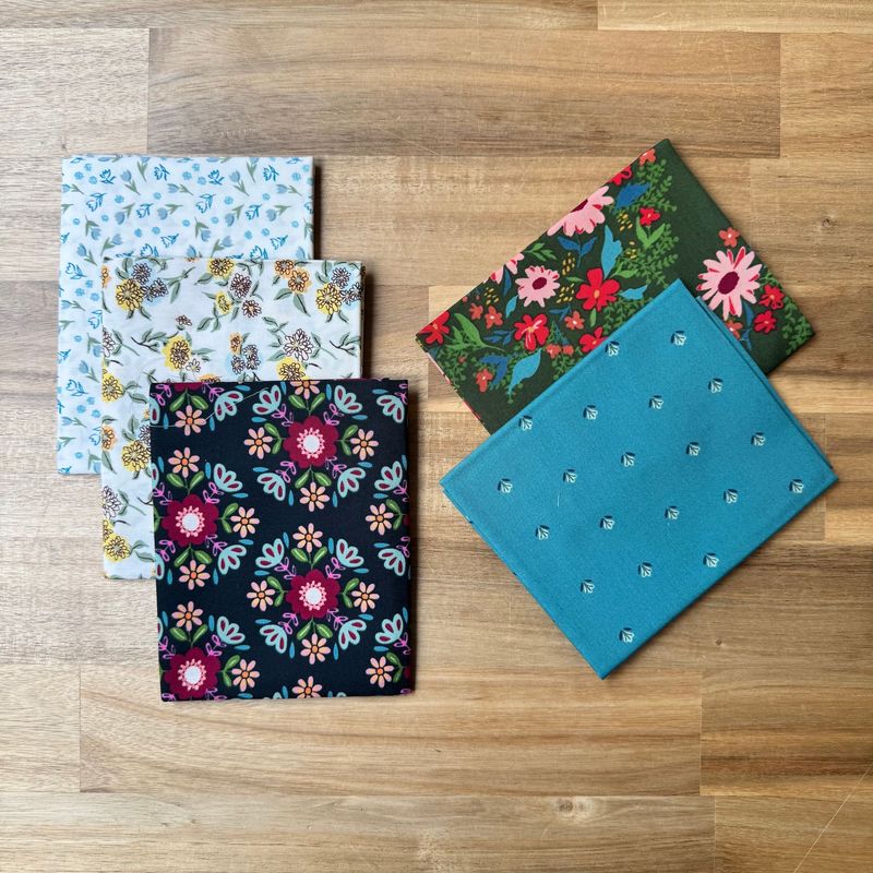 Stash Builder 215 | Fat Quarter Bundle Stash Builder 215 | Fat Quarter Bundle