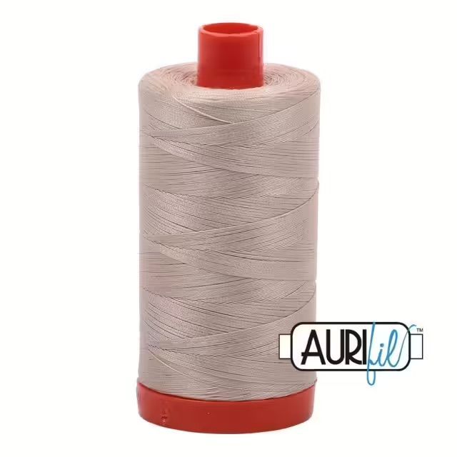 Aurifil Garn 50wt | No. 2312 - Ermine | 1300 m