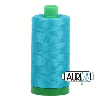 Aurifil Quiltgarn 40wt | No. 2810 - Turquoise | 1000 m Aurifil Quiltgarn 40wt | No. 2810 - Turquoise | 1000 m