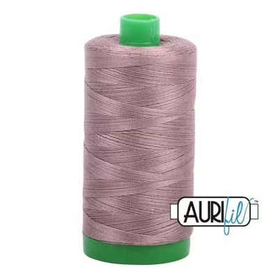 Aurifil Quiltgarn 40wt | No. 6731 - Tiramisu | 1000 m Aurifil Quiltgarn 40wt | No. 6731 - Tiramisu | 1000 m