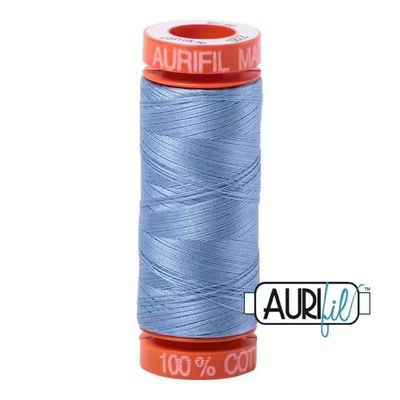Aurifil Garn 50wt | No. 2720 - Light Delft Blue |  200m Aurifil Garn 50wt | No. 2720 - Light Delft Blue |  200m