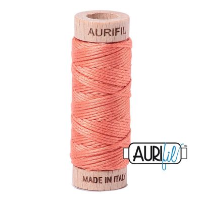 Aurifil Cotton Floss Stickgarn | No. 2220 - Light Salmon | 16m Aurifil Cotton Floss Stickgarn | No. 2220 - Light Salmon | 16m