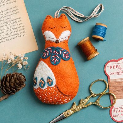 ? Folk Fox – Filz-Bastelset mit Stickdetails (Corinne Lapierre)
