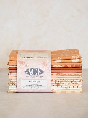 AGF Sewcialites | Beloved von Victoria Newmyer (Midlife_Quilter) | 16 Fat Quarter