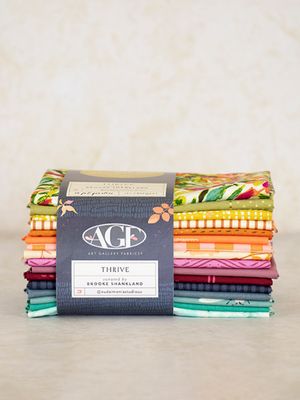 AGF Sewcialites | Thrive von Brooke Shankland (Eudaimonia Studio) | 16 Fat Quarter AGF Sewcialites | Thrive von Brooke Shankland (Eudaimonia Studio) | 16 Fat Quarter