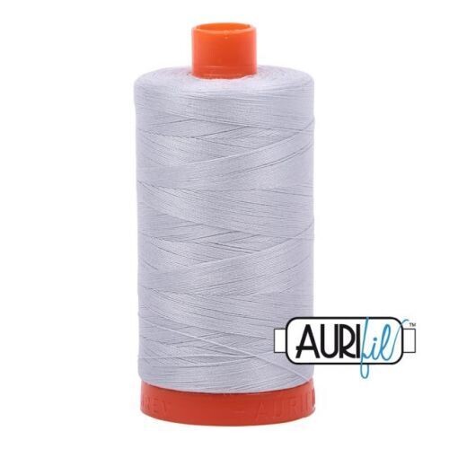 Aurifil Garn 50wt | No. 2600 - Dove | 1300m