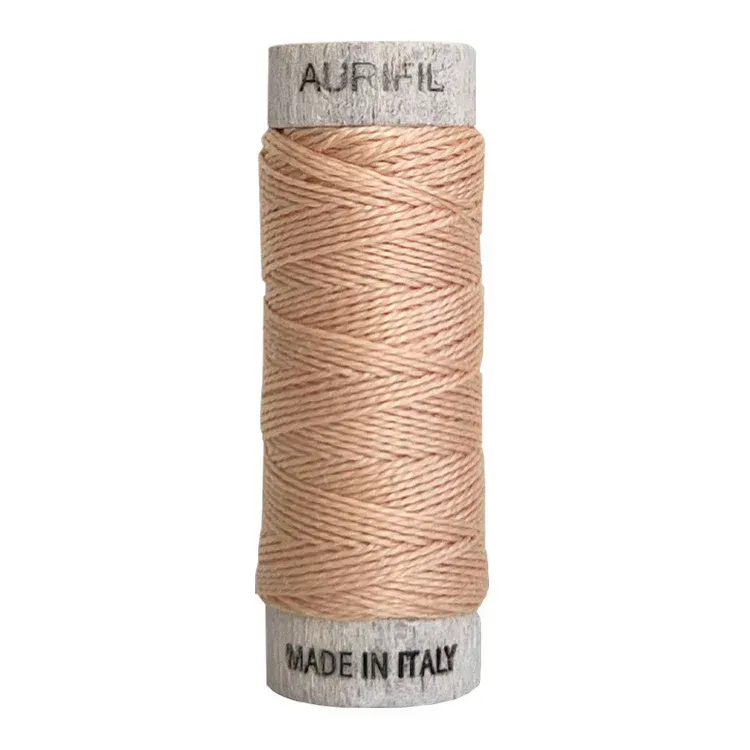 Aurifil Baumwollgarn 8wt | No. 2205 – Flesh | 35 m