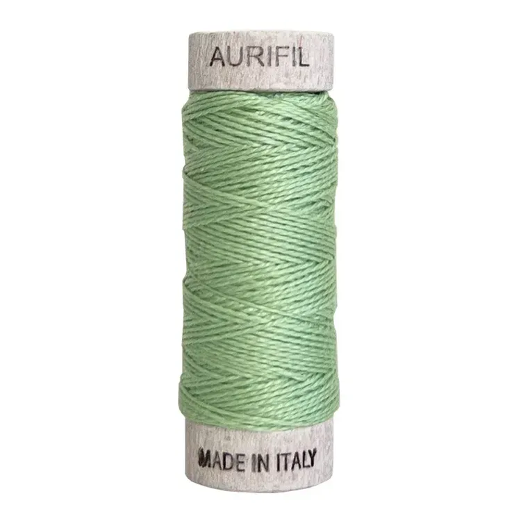 Aurifil Baumwollgarn 8wt | No. 2880 – Pale Green | 35 m
