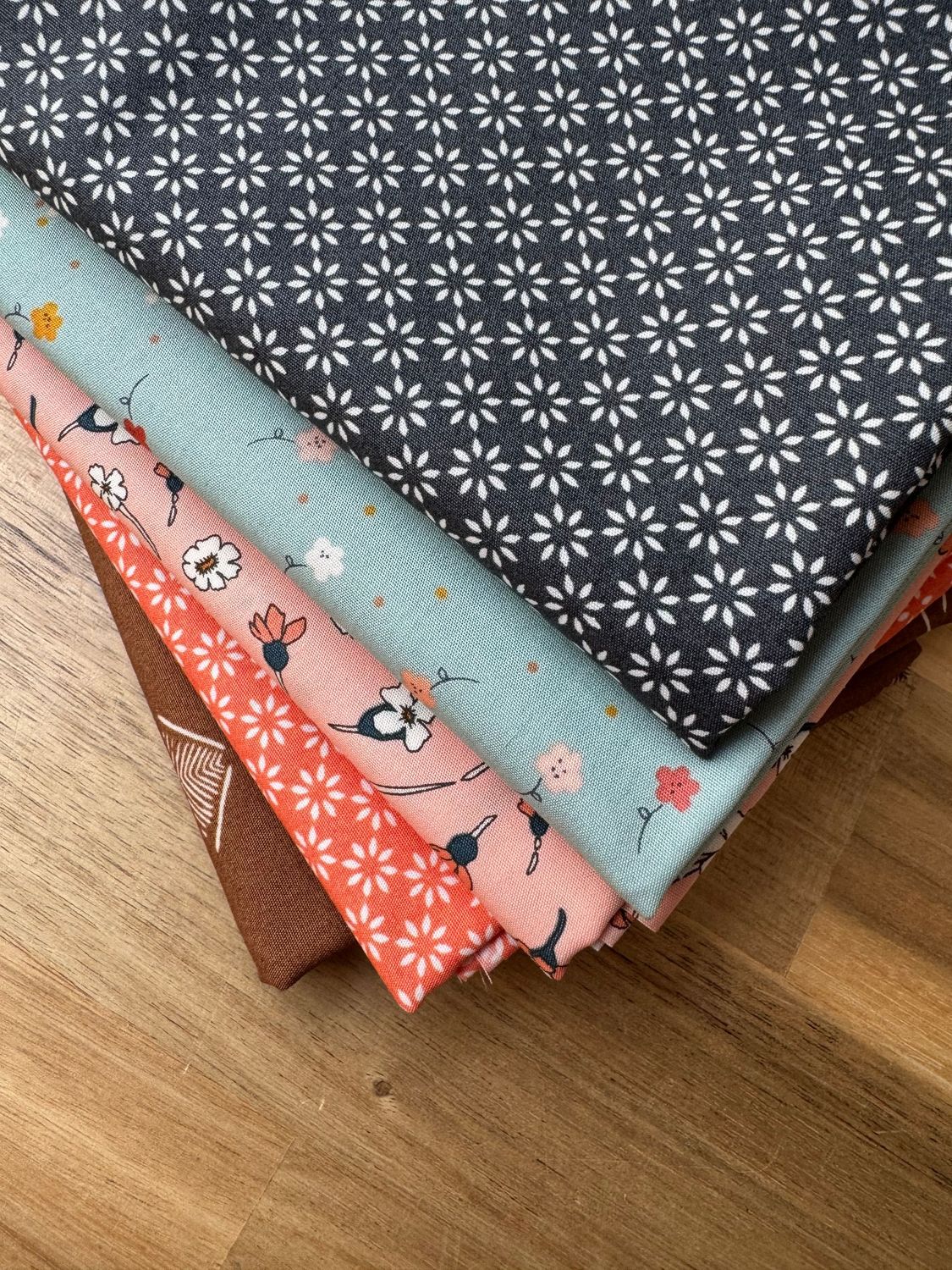 Stoffbundle „Blüten & Erde“ – Halbmeter | H 24