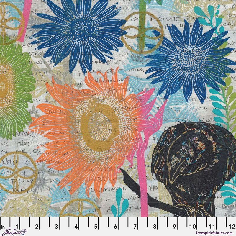 The Sweet Summer Sun – Warm | The Wisdom von Valori Wells The Studio Multi Baumwollstoff von Valori Wells aus The Wisdom mit Krähen Sonnenblumen Blättern Schrift und grafischen Kreise