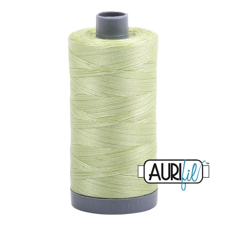 Aurifil Quiltgarn 28wt | No. 3320 – Light Spring Green | 750 m