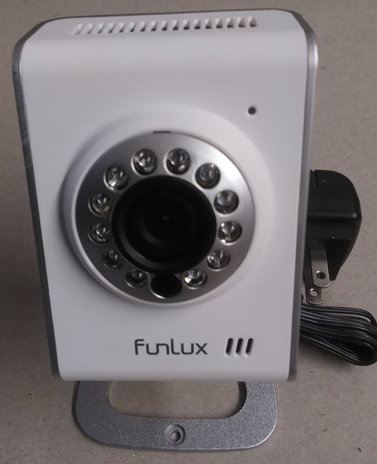 Funlux Indoor WiFi Surveillance Camera